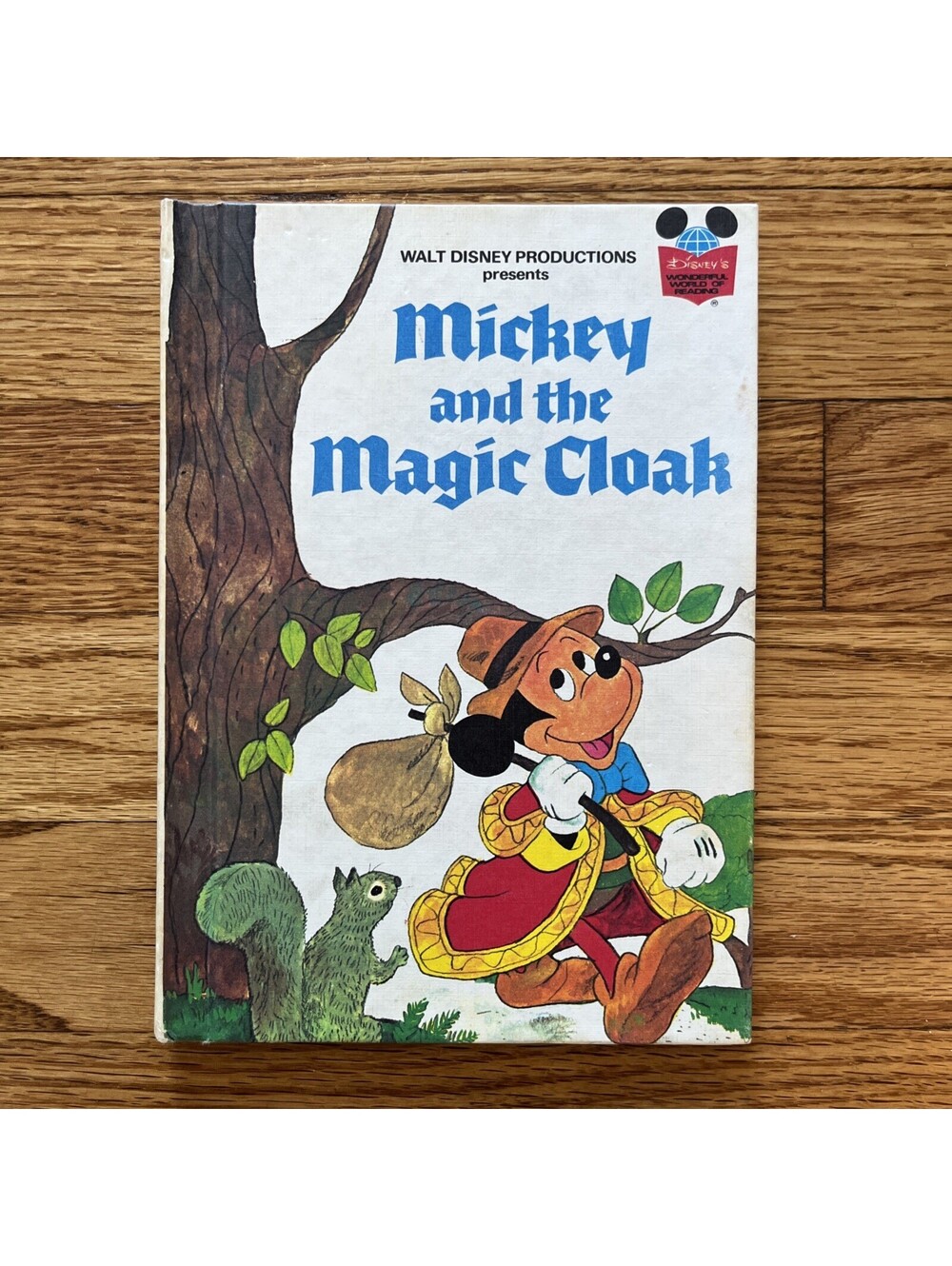 1975 Walt Disney Productions Mickey and the Magic Cloak Book